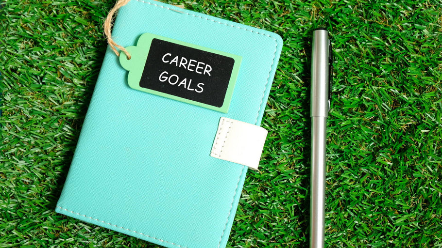 5 Career Goals Every Professional Should Pursue in 2022